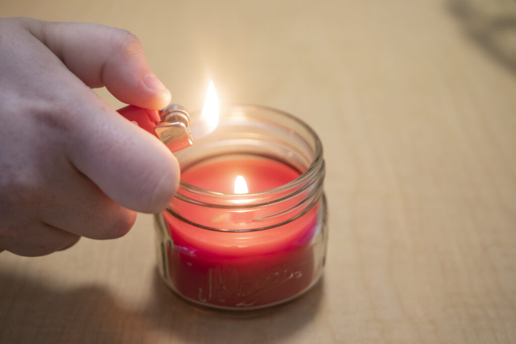 Grraves_230216_Candles02