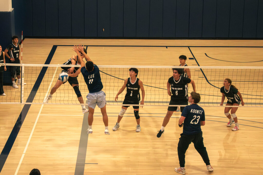IntramuralVolleyball_250930_Alvarado_08